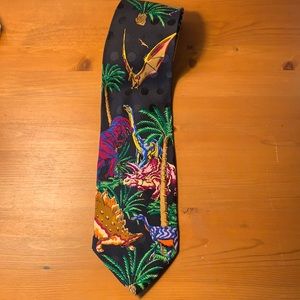 Dinosaur novelty themed tie. Addiction vintage Silk men’s tie. Like new.